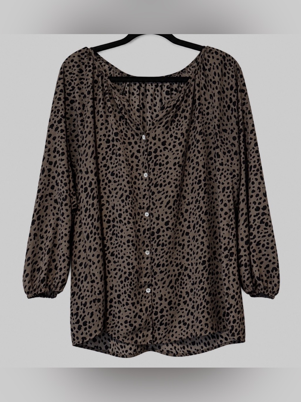 West Kei Stitch Fix Grey And Black Animal Print Blouse Large